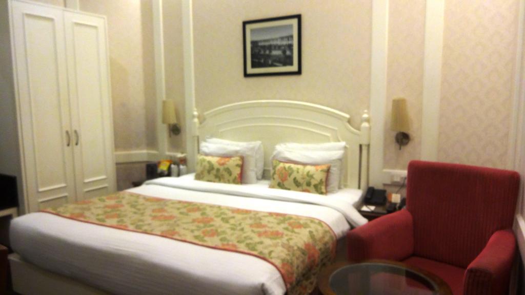 Hotel Bright Ню Делхи Екстериор снимка